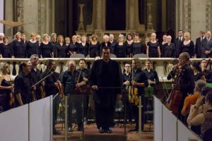 Castlewood Singers with the other choirs in Florence directed by Maestro Peter Tiboris